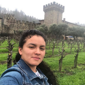 Meet your Posher, Lilian